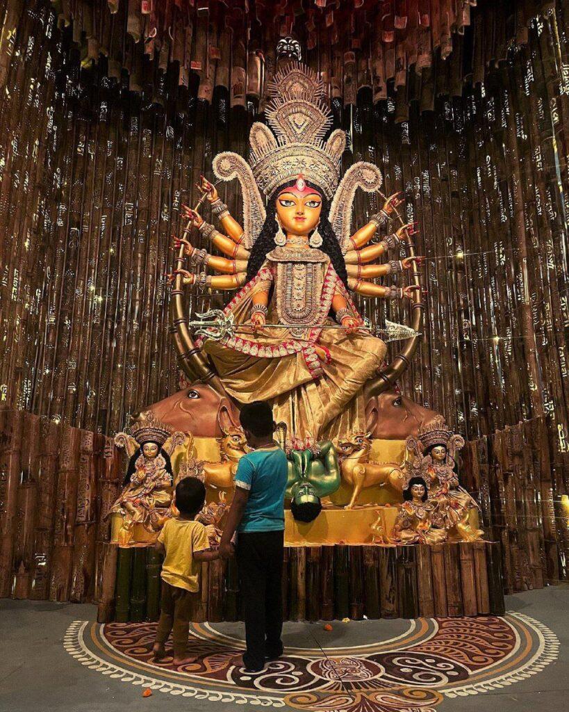 NAVRATRI DURGA PANDAL 2024: भारत के विभिन्न स्थानों के नवरात्रि दुर्गा पंडाल