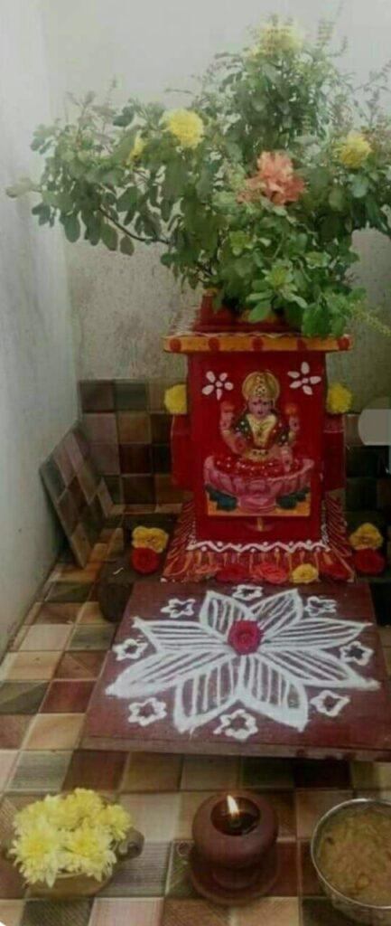 Tulsi Vivah : भारत के विभिन्न स्थानों के तुलसी विवाह पूजन फोटो 