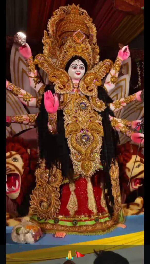 NAVRATRI DURGA PANDAL 2025: भारत के विभिन्न स्थानों के नवरात्रि दुर्गा पंडाल