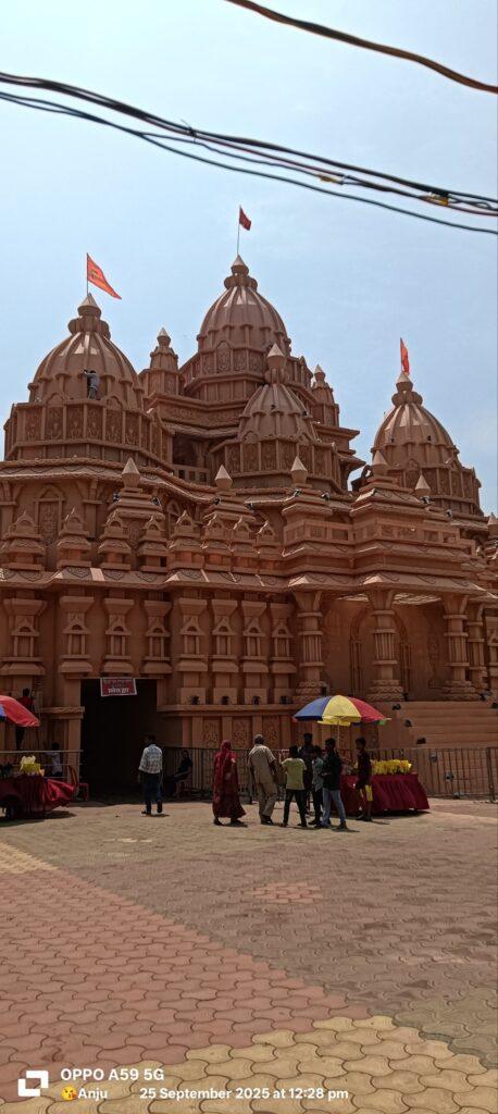 NAVRATRI DURGA PANDAL 2025: भारत के विभिन्न स्थानों के नवरात्रि दुर्गा पंडाल